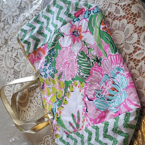 Lilly Pulitzer floral travel tote bag - Picture 5 of 8